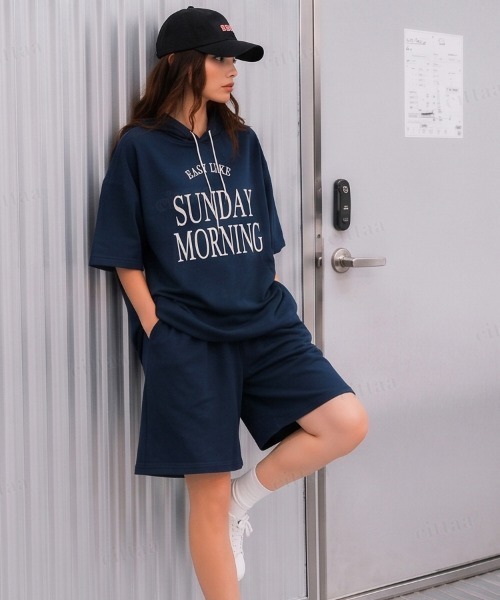 Dalfwin(ダールフィン)の「韓国ファッション 【上下セット】SUNDAYフード付き半袖セットアップ(ルームウェア/パジャマ・レディース・ネイビー/ホワイト系その他/ピンク/ライトブルー・FREE)」の15枚目の写真