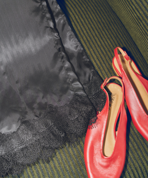 Spick & Span(スピックアンドスパン)の「《別注カラー有り》ARCHIVE STANCE / アーカイブスタンス lace hem pants(その他パンツ・レディース・ブラウン/ブラック・FREE)」の4枚目の写真