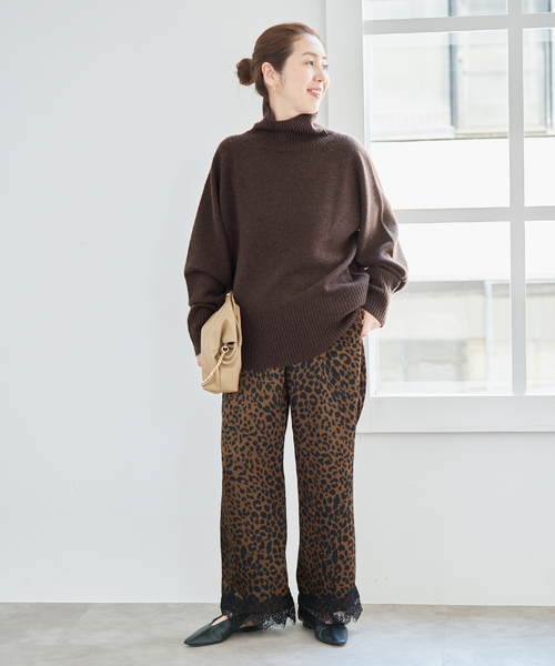 Spick & Span(スピックアンドスパン)の「《別注カラー有り》ARCHIVE STANCE / アーカイブスタンス lace hem pants(その他パンツ・レディース・ブラウン/ブラック・FREE)」の6枚目の写真