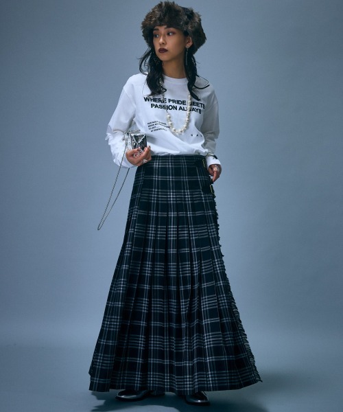 GEVS.(ジェイヴィス)の「チェックマキシプリーツスカート<大きいサイズ有>GEVS.(スカート・レディース・ブラック系/レッド系・M/3L/LL/L/5L/4L)」の7枚目の写真