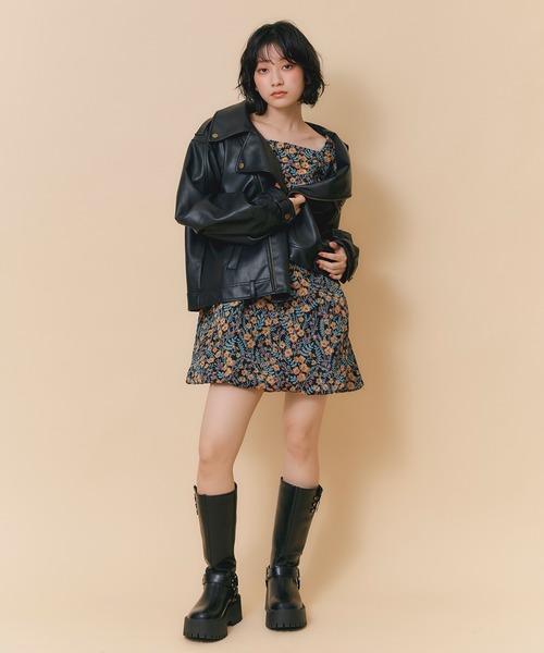 REDYAZEL(レディアゼル)の「タックスリーブオーバーライダースジャケット(ライダースジャケット・レディース・ベージュ/ブラック・FREE)」の13枚目の写真