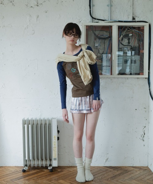common gull products.(コモンガルプロダクツ)の「暮れかけのラグラン(Tシャツ/カットソー・レディース・ネイビー/ダークブラウン系/キナリ/イエロー系/イエロー系1/ミント・SMALL/MEDIUM/LARGE)」の21枚目の写真