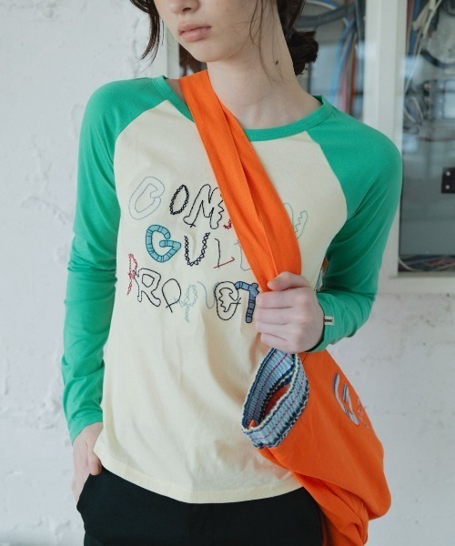 common gull products.(コモンガルプロダクツ)の「暮れかけのラグラン(Tシャツ/カットソー・レディース・ネイビー/ダークブラウン系/キナリ/イエロー系/イエロー系1/ミント・SMALL/MEDIUM/LARGE)」の13枚目の写真