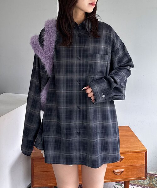 CIAOPANIC(チャオパニック)の「バタフライイバックデザインシャツ(シャツ/ブラウス・レディース・ブラック/イエロー/ブラウン・ONE SIZE)」の16枚目の写真
