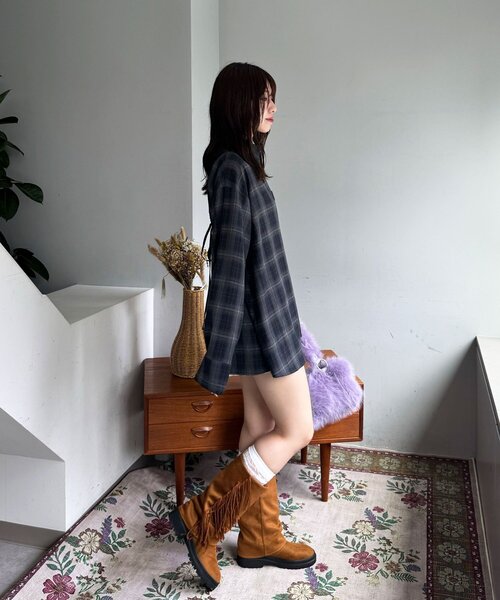 CIAOPANIC(チャオパニック)の「バタフライイバックデザインシャツ(シャツ/ブラウス・レディース・ブラック/イエロー/ブラウン・ONE SIZE)」の12枚目の写真