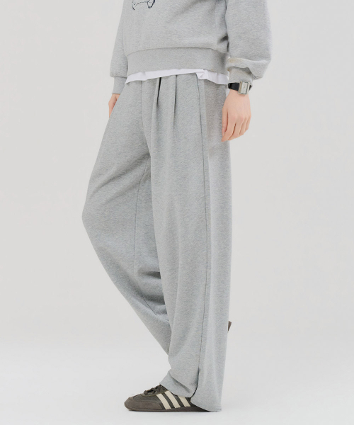 CHASECULT(チェイスカルト)の「レディース ツーピンタック ワイドパンツ-FERG7281B0B(スウェットパンツ・レディース・ライトグレー・67/70)」の2枚目の写真