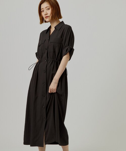 grove（グローブ）の「1枚でも羽織でも◎ ウエストドロストシャツワンピース（ワンピース・レディース・ブラック/ブルー系その他/ベージュ・02/01/04/03/05）」の9枚目の写真