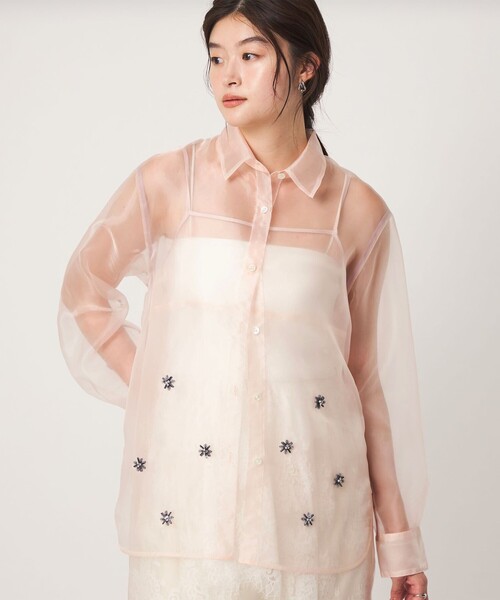 green label relaxing(グリーンレーベルリラクシング)の「<GLR_MINE>ビジュー シャツ&ビスチェ セット(シャツ/ブラウス・レディース・ブラック/ベージュ・FREE)」の4枚目の写真