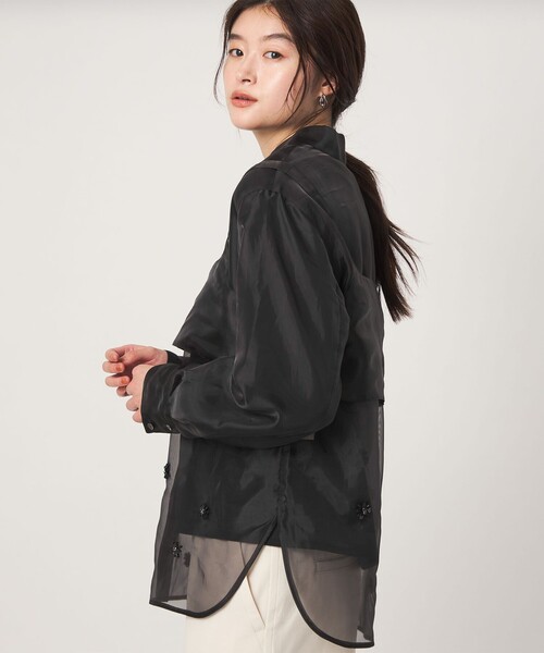 green label relaxing(グリーンレーベルリラクシング)の「<GLR_MINE>ビジュー シャツ&ビスチェ セット(シャツ/ブラウス・レディース・ブラック/ベージュ・FREE)」の9枚目の写真