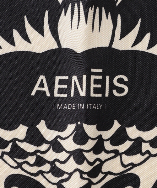 journal standard L'essage(ジャーナルスタンダードレサージュ)の「AENEIS/エネス Mur Floral Silk Scarf 90 スカーフ(バンダナ/スカーフ・レディース・ブラック・FREE)」の8枚目の写真