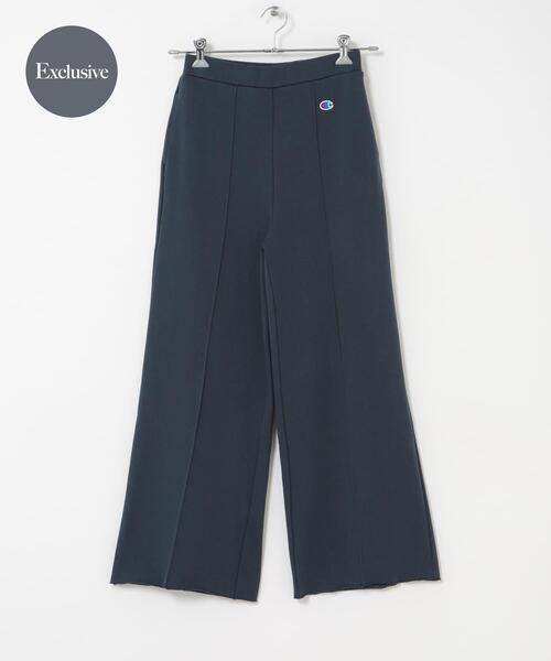 URBAN RESEARCH DOORS(アーバンリサーチドアーズ)の「『別注』Champion×DOORS SWEAT PANTS(その他パンツ・レディース・ネイビー/グレー/アイボリー・ONE)」の1枚目の写真