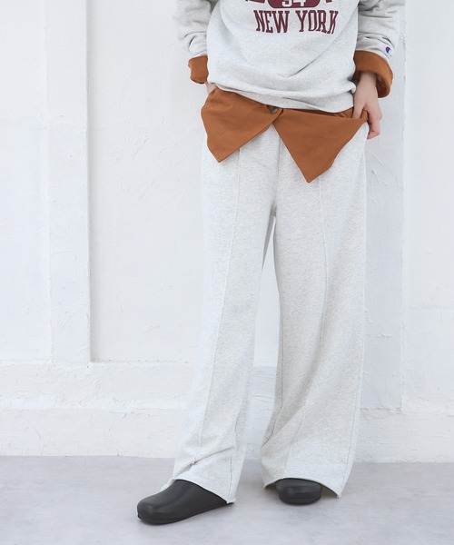 URBAN RESEARCH DOORS(アーバンリサーチドアーズ)の「『別注』Champion×DOORS SWEAT PANTS(その他パンツ・レディース・ネイビー/グレー/アイボリー・ONE)」の21枚目の写真