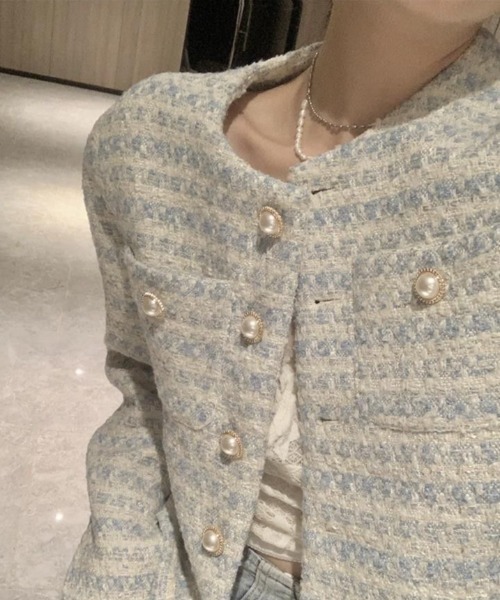 LUCPY(ラクピー)の「ツイードノーカラージャケット(その他アウター・レディース・ブルー・LARGE/MEDIUM/SMALL)」の5枚目の写真
