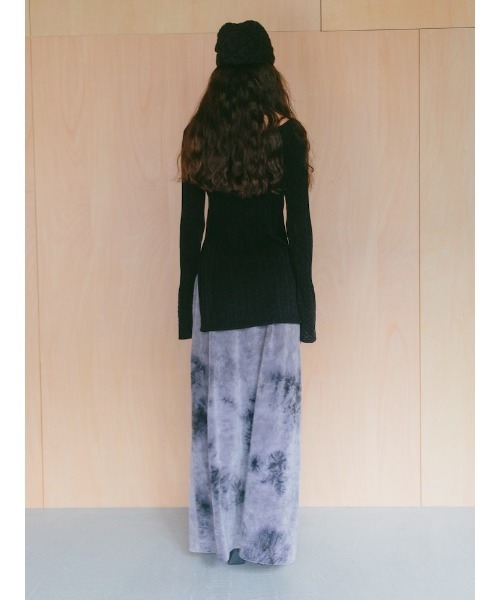 Ruh Dhan(ルーダン)の「Botanical Ice Dye Skirt(スカート・レディース・グレイッシュベージュ/ベージュ・FREE)」の5枚目の写真