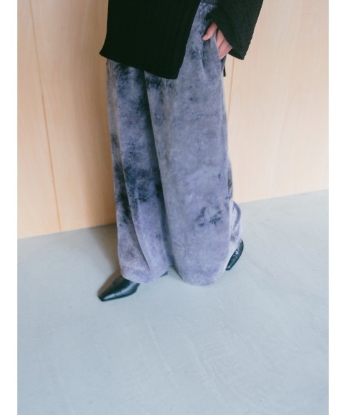 Ruh Dhan(ルーダン)の「Botanical Ice Dye Skirt(スカート・レディース・グレイッシュベージュ/ベージュ・FREE)」の9枚目の写真