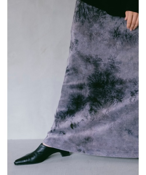 Ruh Dhan(ルーダン)の「Botanical Ice Dye Skirt(スカート・レディース・グレイッシュベージュ/ベージュ・FREE)」の12枚目の写真