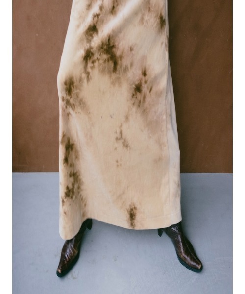 Ruh Dhan(ルーダン)の「Botanical Ice Dye Skirt(スカート・レディース・グレイッシュベージュ/ベージュ・FREE)」の16枚目の写真