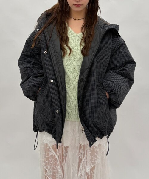 w closet（ダブルクローゼット）の「リバーシブルモンスターパーカー（モッズコート・レディース・ブルー/オフホワイト/ブラック/アイボリー・FREE）」の21枚目の写真