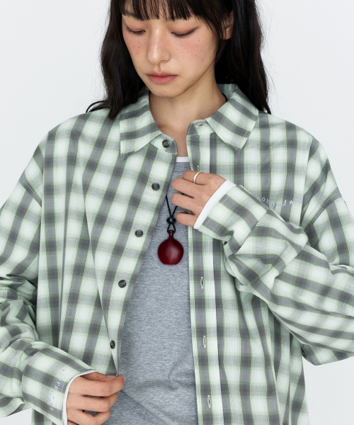 MONGDOL（モンドル）の「ロゴポイント オーバーサイズ チェックシャツ グリーン MDSH031GREEN（シャツ/ブラウス・レディース・その他・F）」の6枚目の写真