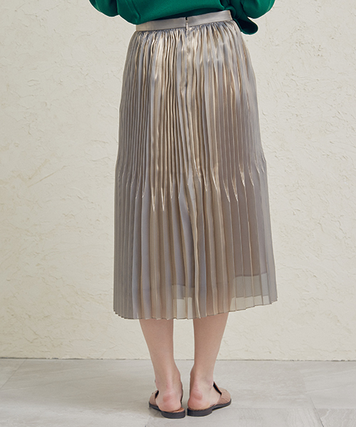 UNITED TOKYO（ユナイテッドトウキョウ）の「ブライトオーロラプリーツスカート（スカート・レディース・グリーン/ピンク/ゴールド・1）」の12枚目の写真