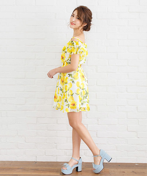 夢展望（ユメテンボウ）の「８ｃｍ厚底チャンキーヒールフェミニンリボンサンダル（サンダル・レディース・ラベンダー/ミント/チェック/ノンウォッシュ/ライトベージュ/ライトブラック/ライトホワイト/クリアレッド/ホワイト系その他/ピンクベージュ/ブルー系その他・24cm/23.5cm/24.5cm/23cm/25cm/23㎝/22cm/22.5㎝/25㎝/24㎝/24.5㎝/23.5㎝）」の21枚目の写真