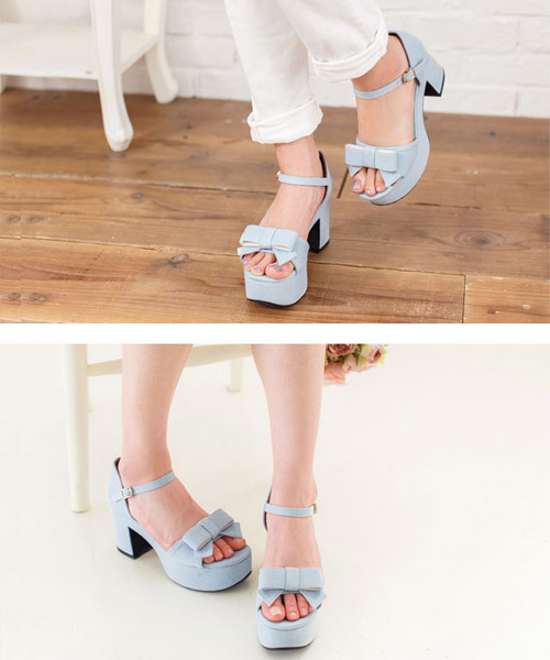 ♡ゆめちゃん様専用♡ヴァレンチノサンダル ロックスタッズ