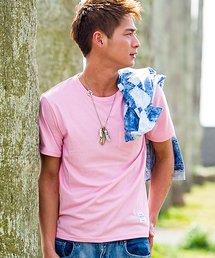 『CavariA/キャバリア』ポケット付きクルーネック半袖Tシャツ