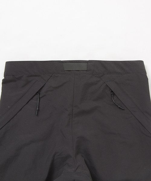 WORK NOT WORK URBAN RESEARCH（ワークノットワークアーバンリサーチ）の「WORK NOT WORK ピーチナイロンタックイージーショートパンツ　（その他パンツ・メンズ・チャコールグレー/オリーブ・SMALL/MEDIUM/LARGE）」の10枚目の写真