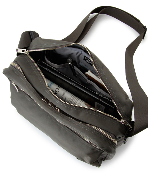 PORTER（ポーター）の「PORTER LIFT SHOULDER BAG <B印 YOSHIDA SELECT