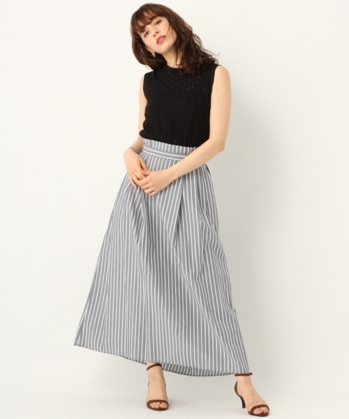 A part by（アパートバイ）の「Cサッカーストライプヘムフレアスカート 786636（スカート・レディース・ネイビー/サックスブルー・LARGE/MEDIUM）」の3枚目の写真