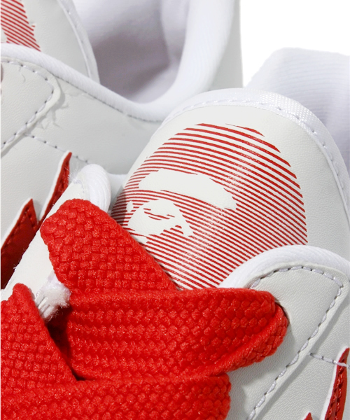 A BATHING APE（アベイシングエイプ）の「BIG TONGUE ULTRA