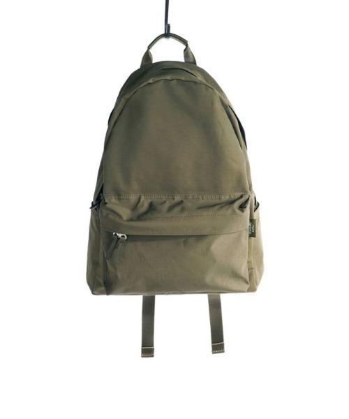 STANDARD SUPPLY（スタンダードサプライ）の「スタンダードサプライ / SIMPLICITY シンプリシティ / NEW TINY DAYPACK ニュータイニーデイパック（バックパック/リュック・レディース・ブラック/グレー系その他/チャコールグレー/ダークネイビー/ブルー/イエロー/マスタード/ベージュ/レッド/ブラウン/ホワイト/ダークパープル/グレー/グリーン/モカ/コーラルピンク/グリーン系その他/ストーン/ラベンダー/サンドベージュ/オレンジ/ライトグレー系/ダークブラウン/コバルトブルー/キナリ/オリーブ/グレイッシュベージュ/アイボリー/ケリーグリーン・FREE）」の16枚目の写真