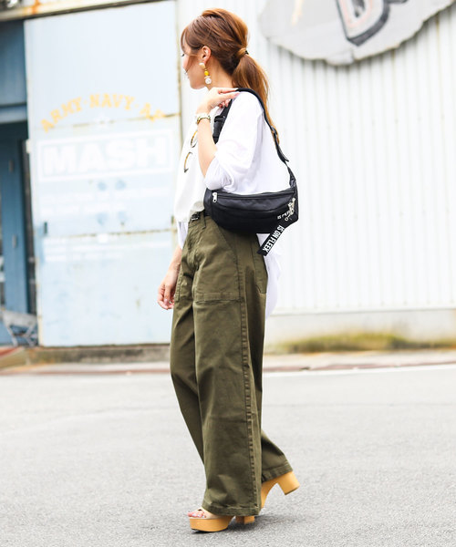 Fashion Letter（ファッションレター）の「コットンベイカーパンツ&デニムワイドパンツ 大きいサイズ（デニムパンツ・レディース・ブラック/ベージュ/カーキ/ネイビー/ワンウォッシュ・M/L/LL/3L/4L）」の12枚目の写真