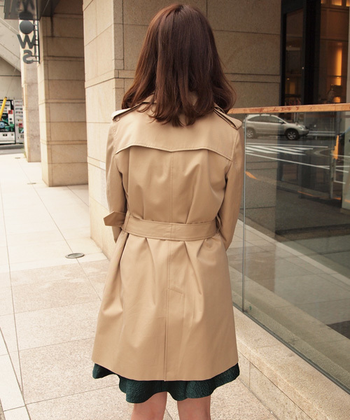 BEAUTY&YOUTH UNITED ARROWS（ビューティーアンドユースユナイテッドアローズ）の「BYTF ∵ミドルトレンチライナーコート § ◆（トレンチコート・レディース・ベージュ・SMALL/MEDIUM）」の5枚目の写真