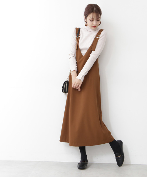 N.（N. Natural Beauty Basic）（エヌエヌナチュラルビューティーベーシック）の「◆パール釦タートルニット（ニット/セーター・レディース・ホワイト/ホワイト系その他/ブラウン/ブルー/ネイビー・MEDIUM）」の18枚目の写真