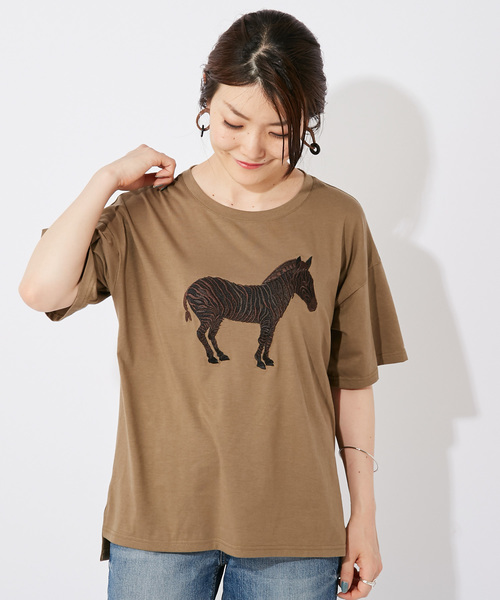 ear PAPILLONNER（イアパピヨネ）の「シマウマＴシャツ（Tシャツ/カットソー・レディース・ホワイト/ブラック/カーキ・FREE）」の3枚目の写真