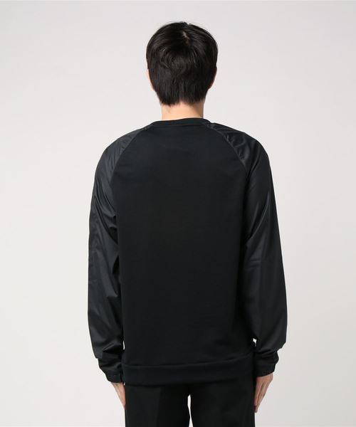 NIKE（ナイキ）の「ナイキ　NIKE ユーティリティコアクルー AV0720（スウェット・メンズ・ブラック・S/M/L）」の3枚目の写真