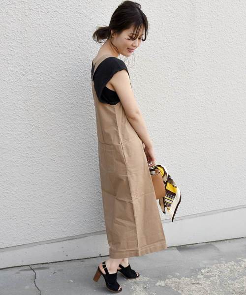 Khaju（カージュ）の「FRUITS OF THE LOOM:ジャンパースカート（ジャンパースカート・レディース・ブラック/ベージュ・ONE SIZE）」の9枚目の写真