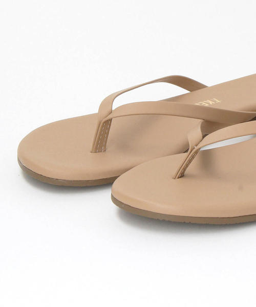 TKEES（ティキーズ）の「＜TKEES＞ソリッドレザービーチサンダル о（ビーチサンダル・レディース・オリーブ/ベージュ/モカ/ナチュラル・7/5/6/8）」の8枚目の写真