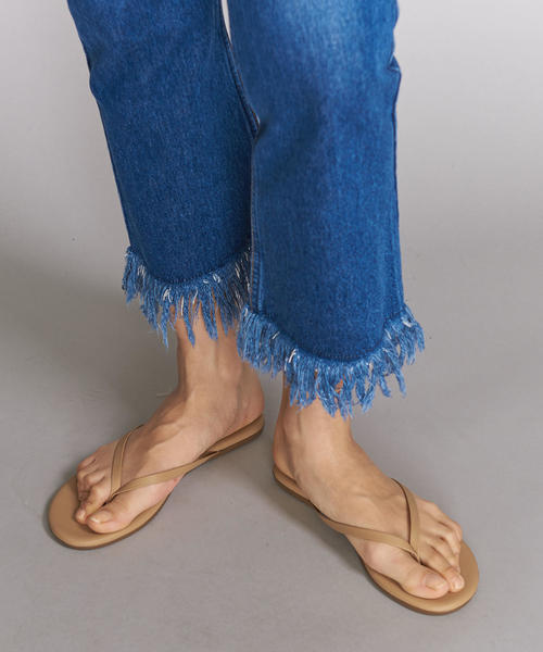 TKEES（ティキーズ）の「＜TKEES＞ソリッドレザービーチサンダル о（ビーチサンダル・レディース・オリーブ/ベージュ/モカ/ナチュラル・7/5/6/8）」の10枚目の写真