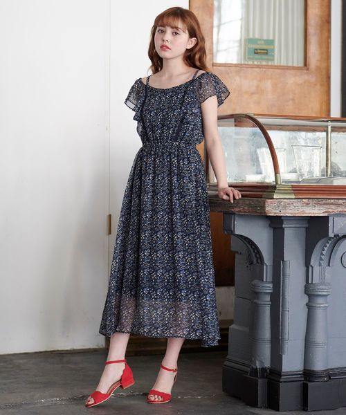 MAJESTIC LEGON（マジェスティックレゴン）の「2WAYショルダーフラワーワンピ（ワンピース・レディース・ホワイト系その他/グリーン系その他/ブルー系その他4・SMALL/MEDIUM）」の12枚目の写真