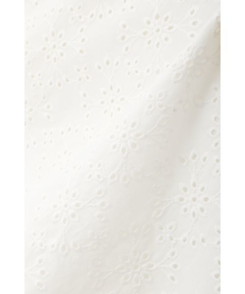 NATURAL BEAUTY BASIC(ナチュラルビューティーベーシック)の「エンブロイダリーブラウス(シャツ/ブラウス・レディース・ネイビー/オフホワイト/ピンク・SMALL/MEDIUM)」の4枚目の写真