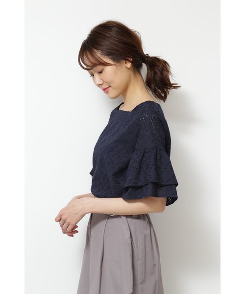 NATURAL BEAUTY BASIC(ナチュラルビューティーベーシック)の「エンブロイダリーブラウス(シャツ/ブラウス・レディース・ネイビー/オフホワイト/ピンク・SMALL/MEDIUM)」の21枚目の写真