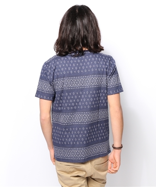 BEAMS（ビームス）の「○WASH'N'MADE×BEAMS / 別注 バンダナジャカード（Tシャツ/カットソー・メンズ・グレー/グリーン系その他/ネイビー・MEDIUM/LARGE/SMALL）」の8枚目の写真