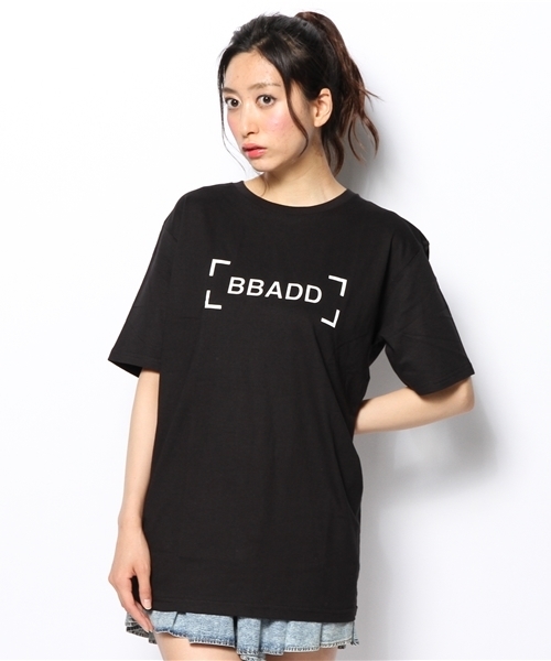 WEGO（ウィゴー）の「WEGO/シンプルロゴTシャツ（Tシャツ/カットソー・レディース・ホワイト/ブラック・FREE）」の2枚目の写真