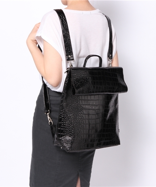 Kastane（カスタネ）の「【Kastane】クロコ4WAYリュック（ボストンバッグ・レディース・ホワイト/ブラック・FREE）」の14枚目の写真