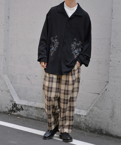 kutir(クティール)の「刺繍オープンカラーシャツ(シャツ/ブラウス・メンズ・ブラック/ダークブラウン/ライトパープル・MEDIUM/LARGE)」の4枚目の写真