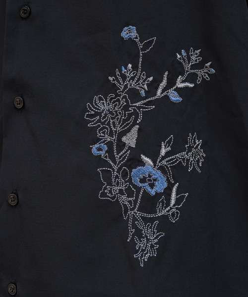 高級 シルク バック刺繍 オープンカラーシャツ ステッチ 黒 木ボタン 高級 シルク バック刺繍 オープンカラーシャツ ステッチ 黒 木