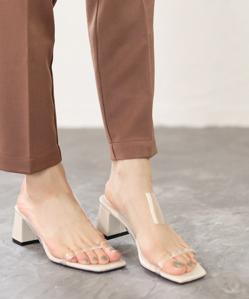 SESTO（セスト）の「クリアPVCの変形チャンキーヒールスクエアトゥサンダル（サンダル・レディース・ブラック/グレイッシュベージュ/ブラウン/ミント/アイボリー/パイソン・M/L/3L/S/LL）」の8枚目の写真