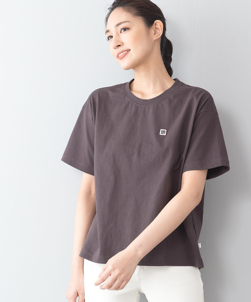 CONVERSE(コンバース)の「【CONVERSE/コンバース】ロゴワッペン ドロップショルダーTシャツ ビッグシルエット(Tシャツ/カットソー・レディース・スミクロ/ブラック/ホワイト・LARGE/MEDIUM)」の3枚目の写真
